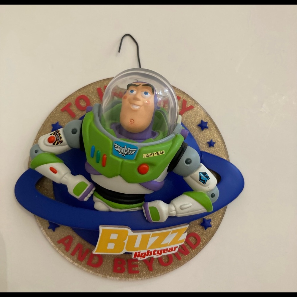 Hallmark keepsake ornament Buzz Light Year Disney/Pixar’s Toy Story 2 from 2000